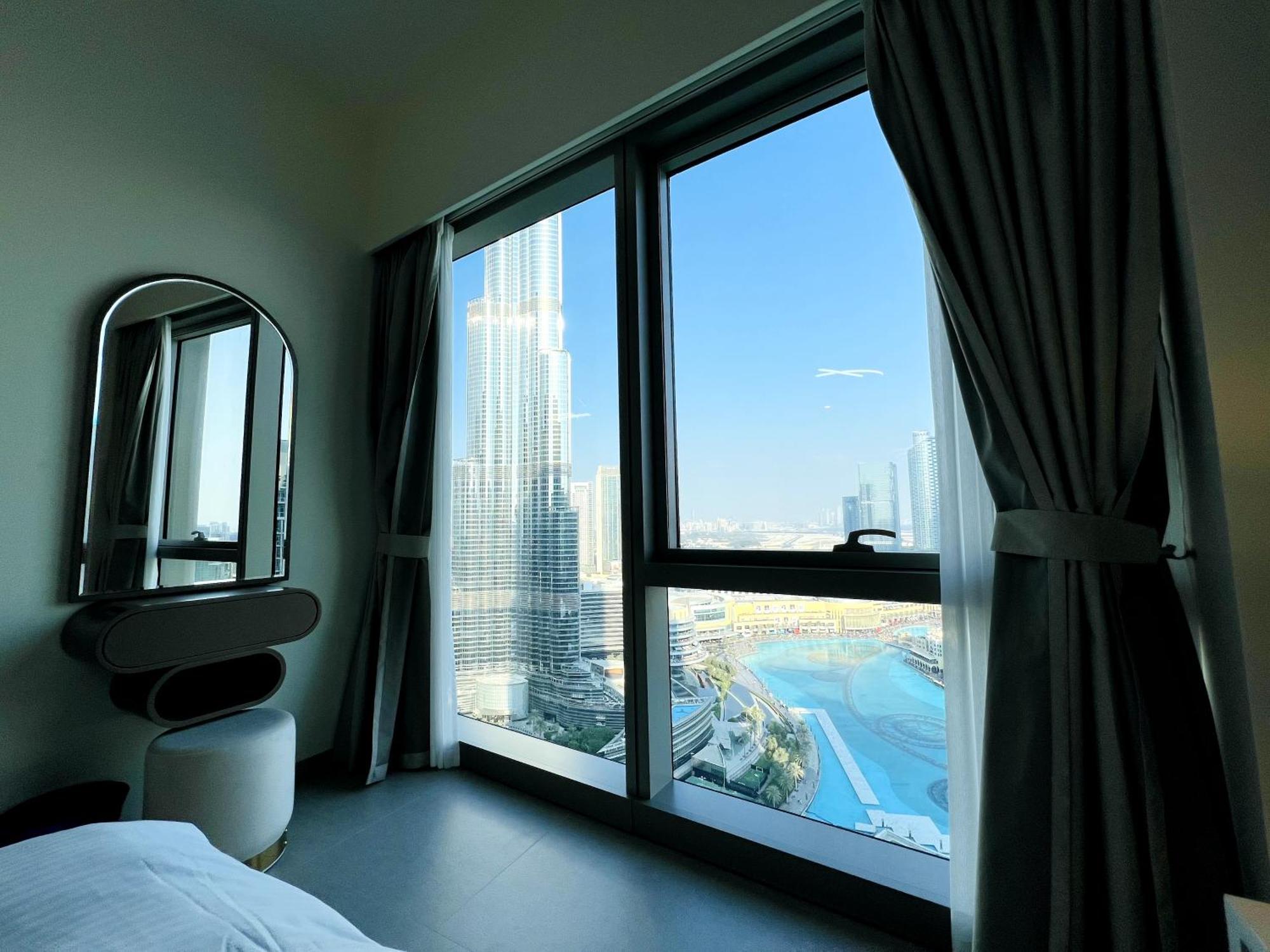 Luxury 2br Burj Khalifa & Fountain Views Dubai