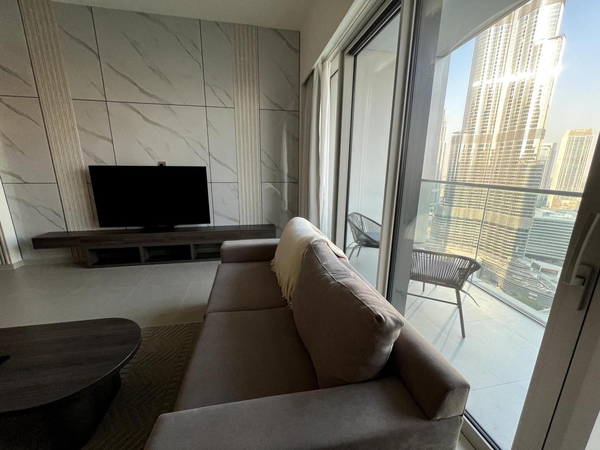 Luxury 2br Burj Khalifa & Fountain Views * Dubai