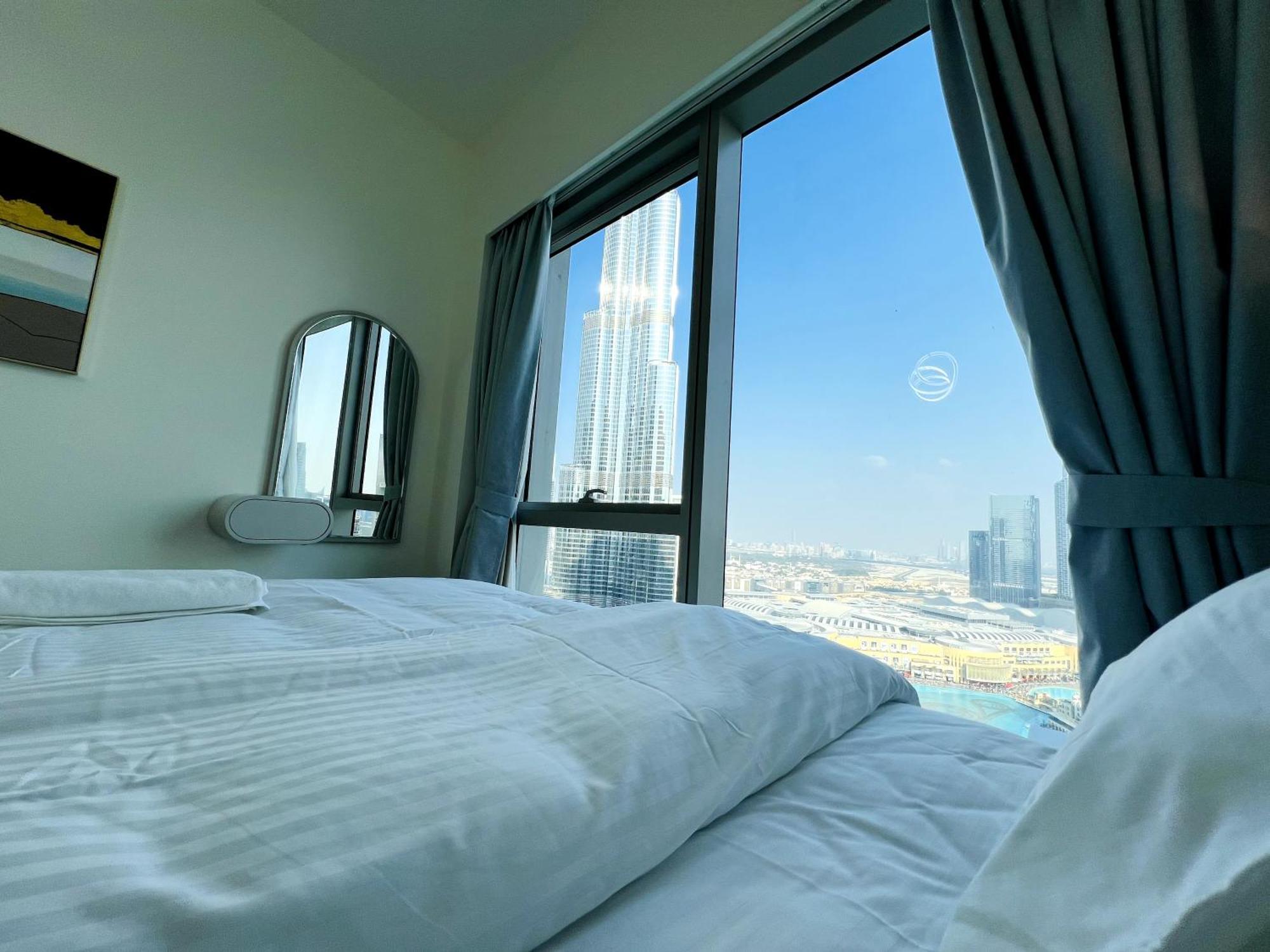 Apartment Luxury 2br Burj Khalifa & Fountain Views Dubai