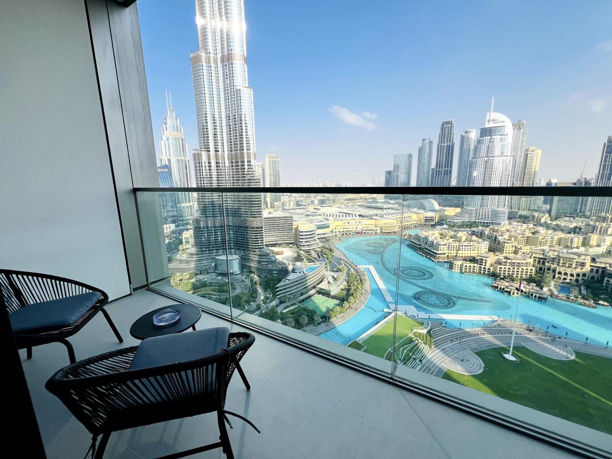 Luxury 2br Burj Khalifa & Fountain Views * Dubai