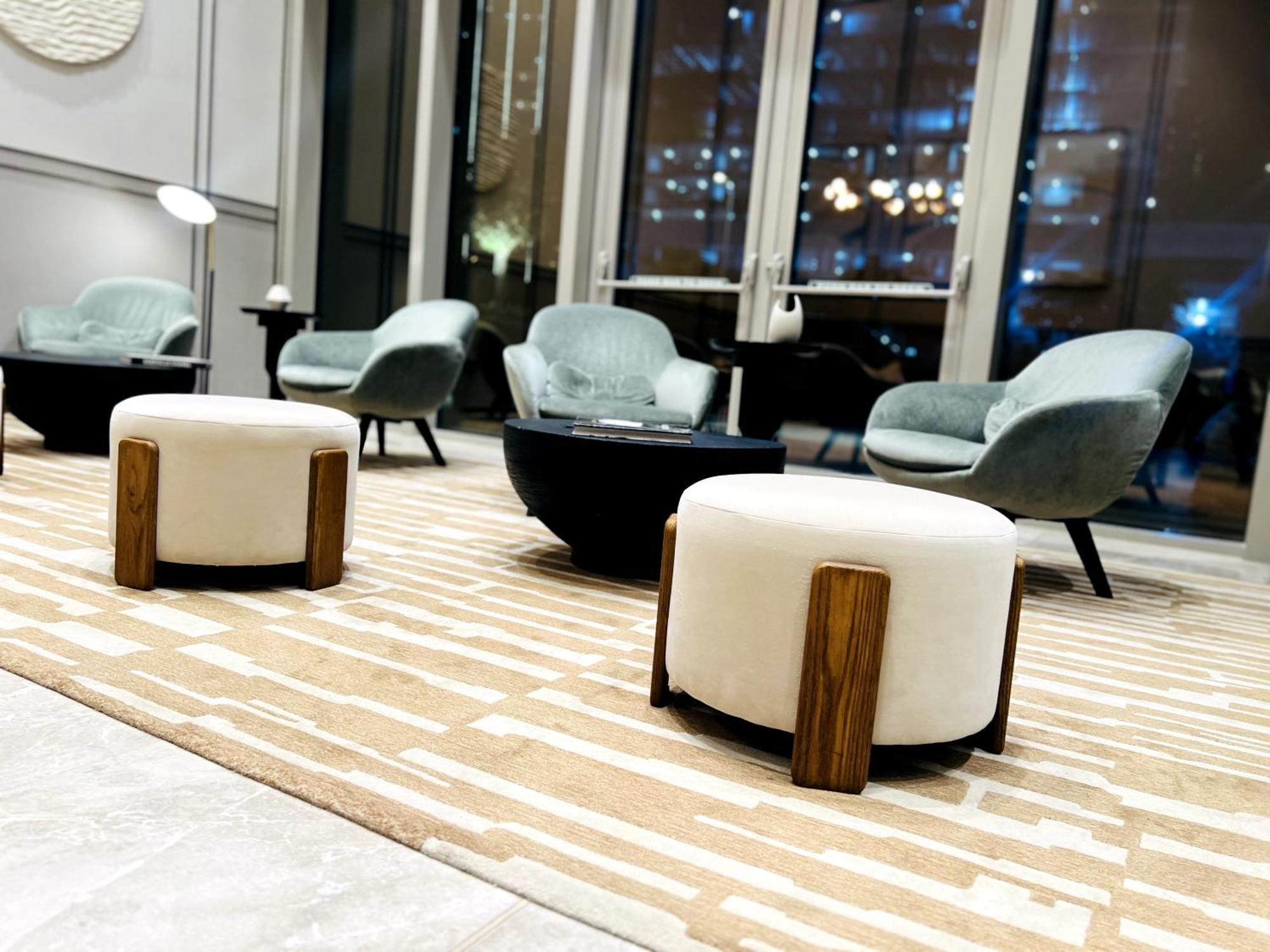 Luxury 2br Burj Khalifa & Fountain Views